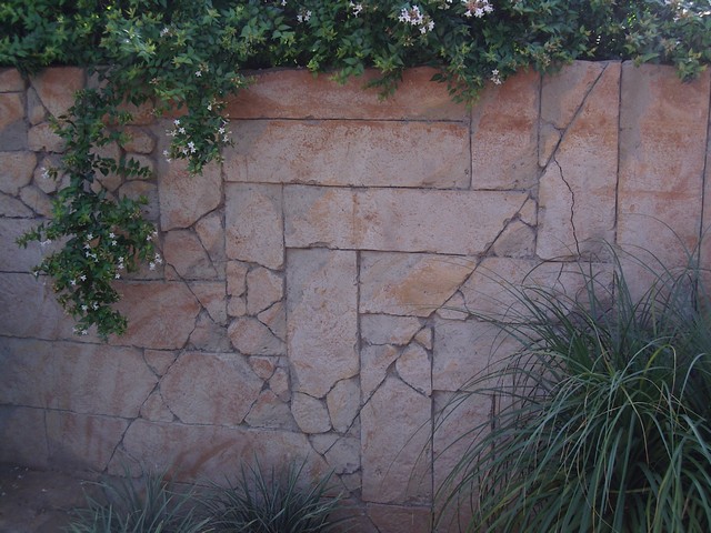 rockwork_dgl616578.jpg